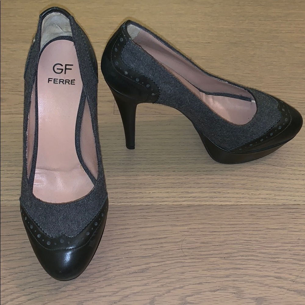 Brand new Gianfranco Ferre black and gray pumps